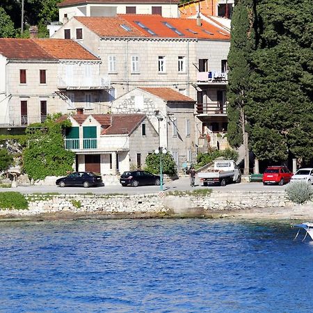 Apartments And Rooms By The Sea Racisce, Korcula - 4341 Exterior photo