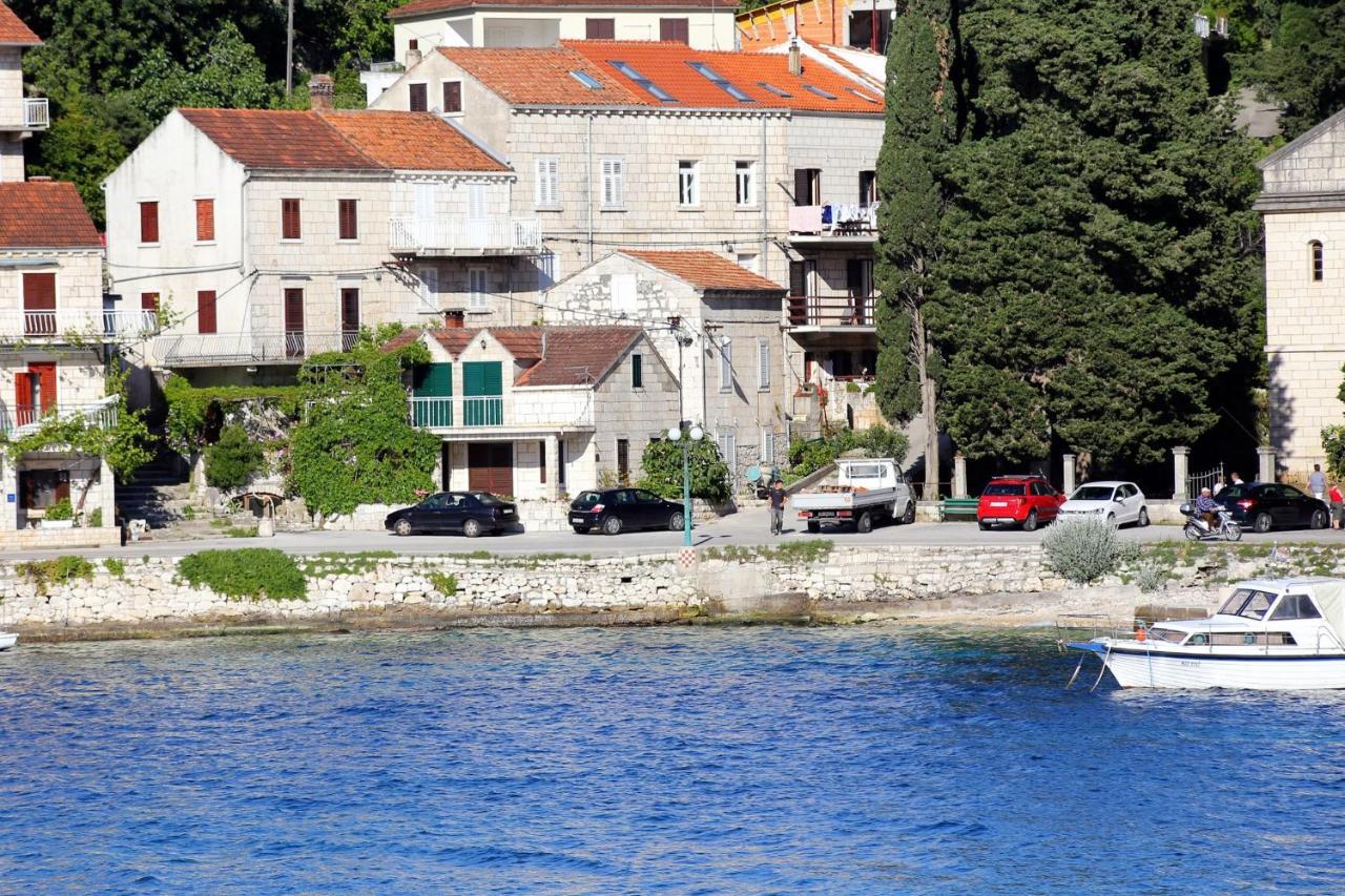 Apartments And Rooms By The Sea Racisce, Korcula - 4341 Exterior photo